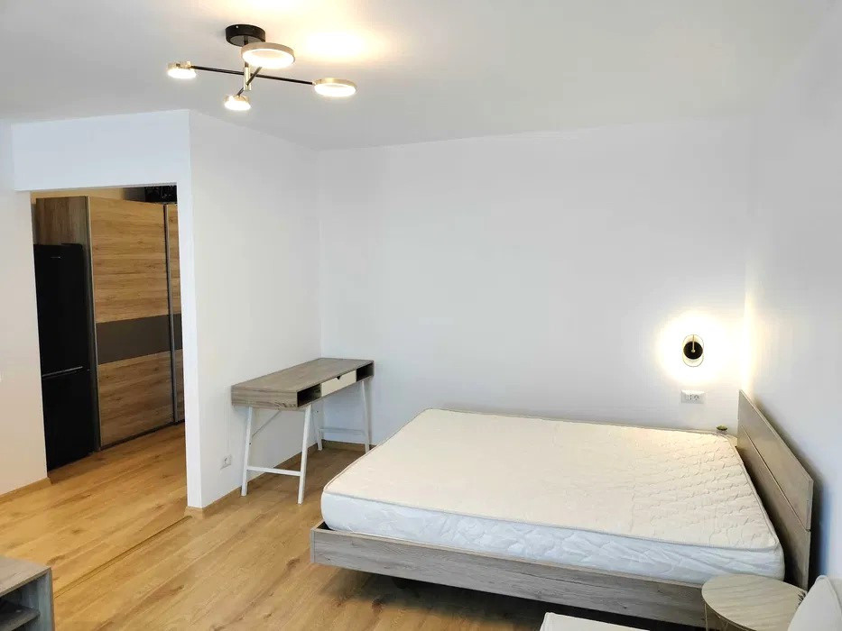 Garsonieră renovată | Mobilată complet, balcon, 40 mp | Nerva Traian