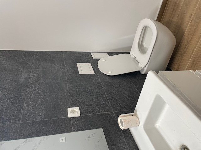 APARTAMENT DE 2 CAMERE | ZONA SISESTI | LOC DE PARCARE