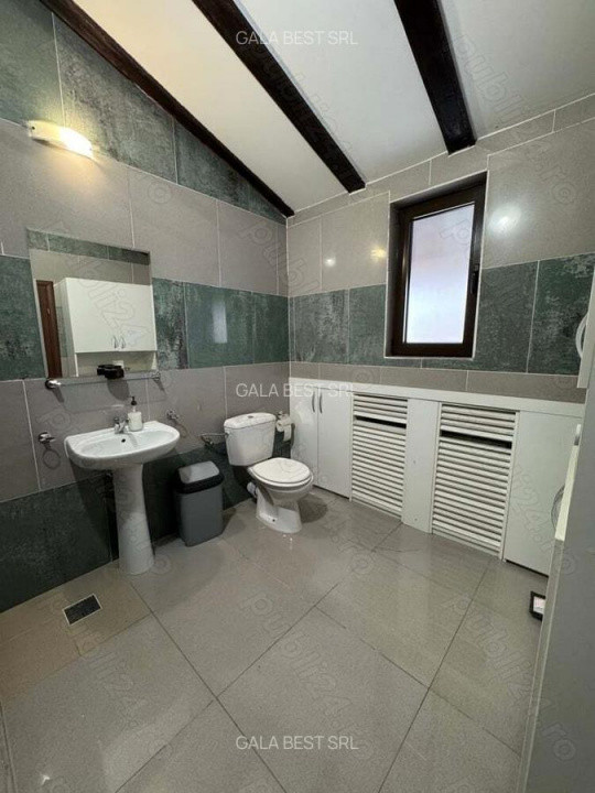 Vilă tip duplex pentru birouri | 8 camere, curte, 4 parcări | Băneasa–Sisești