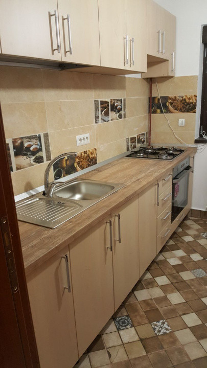 Apartament 3 camere în vilă | Curte | Ideal pentru firme