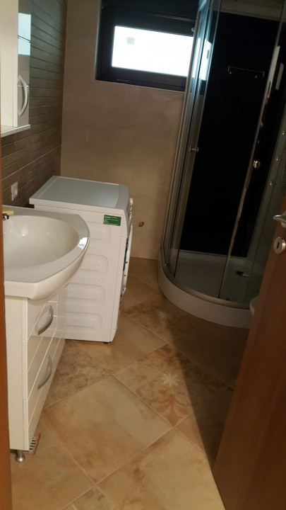 Apartament 3 camere în vilă | Curte | Ideal pentru firme