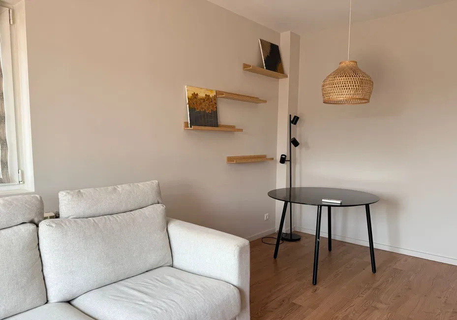 Apartament de 3 camere de inchiriat | Terasa 41 MP | Parcare | Scoala Americana