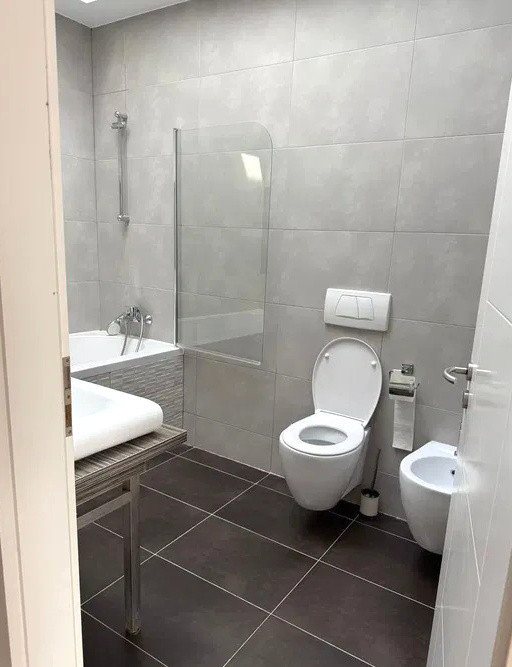 Apartament de 3 camere de inchiriat | Terasa 41 MP | Parcare | Scoala Americana