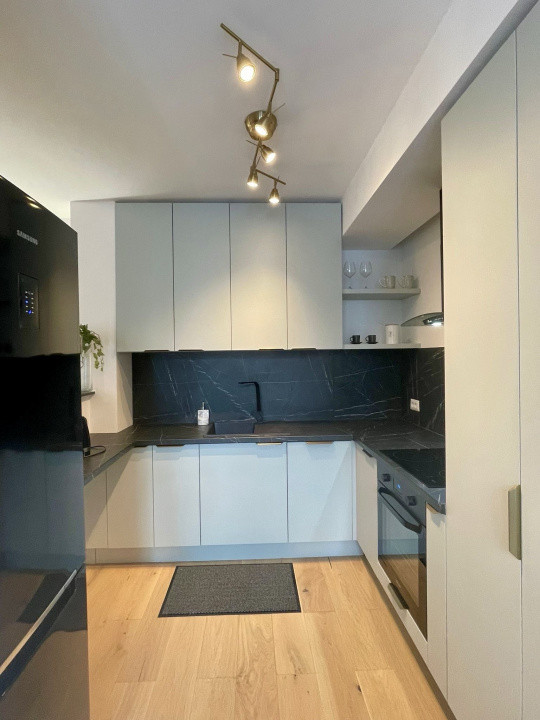Apartament de 2 camere cu gradina | Centrala proprie | Unirii