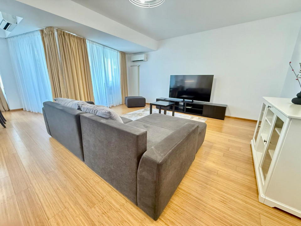 Apartament de 4 camere | Gradina 95mp | Parcare |  Zona Iancu Nicolae
