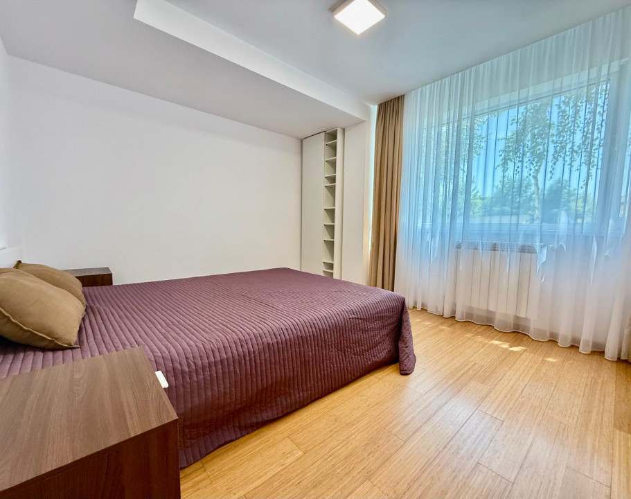 Apartament de 4 camere | Gradina 95mp | Parcare |  Zona Iancu Nicolae