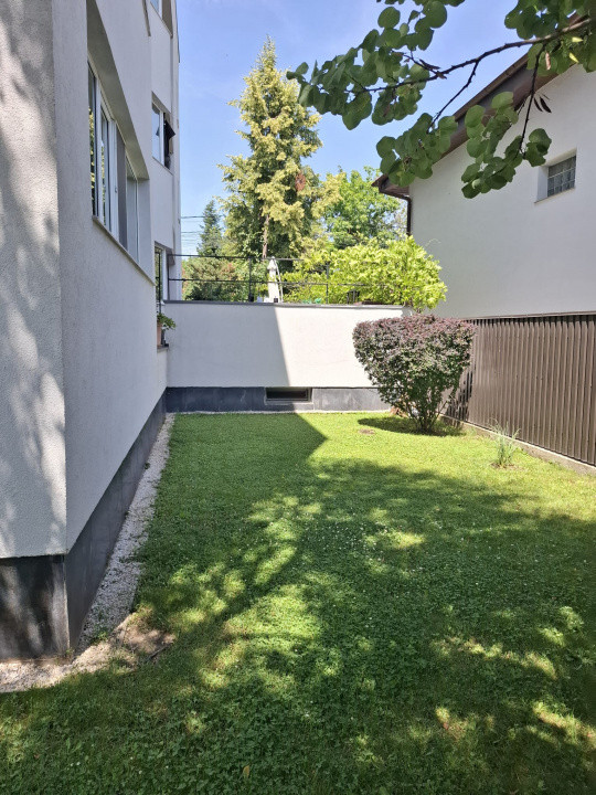 Apartament de 4 camere | Gradina 95mp | Parcare |  Zona Iancu Nicolae