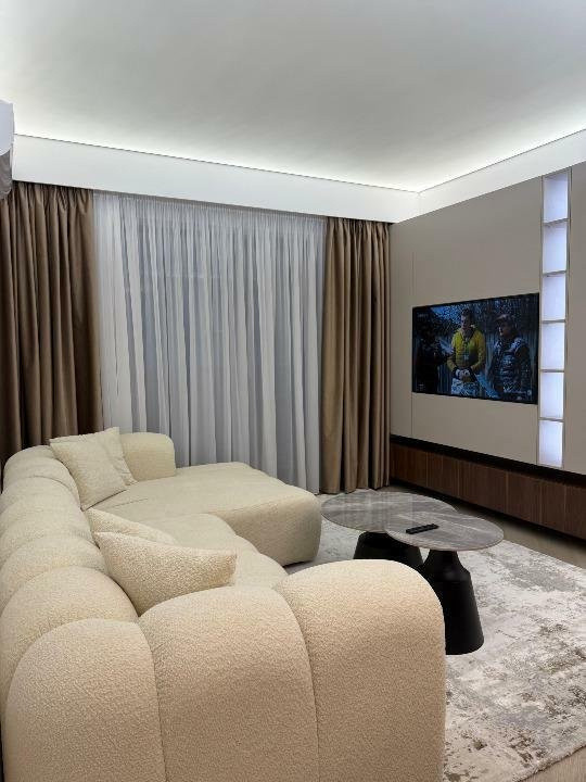 Aparatamen 3 camere | 68 mp + terasă 9 mp | Etaj 1/10 | Parcare inclusă
