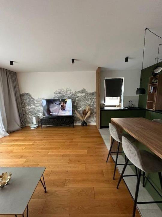 Apartament 2 camere | 67 mp | Vedere către grădină și lac | Parcare 