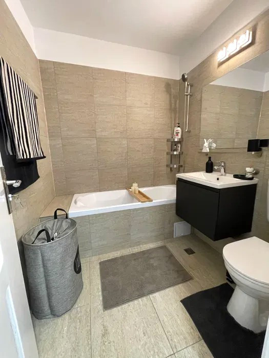 Apartament de 3 camere | Renovat | Titulescu