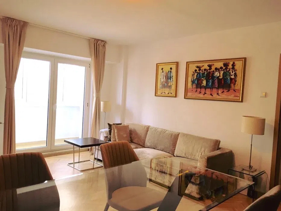 Apartament de 2 camere | Renovat | Victoriei