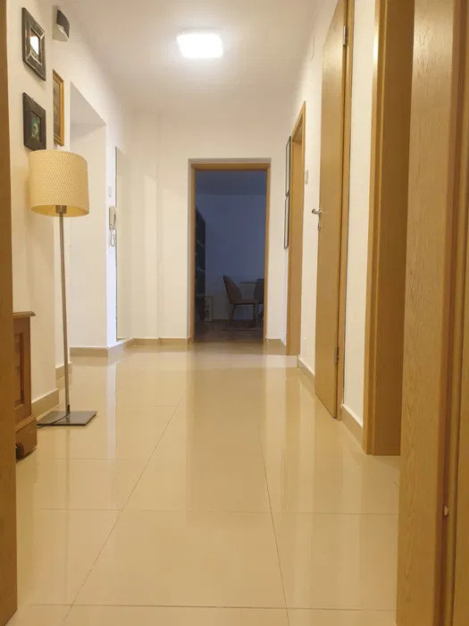 Apartament de 2 camere | Renovat | Victoriei
