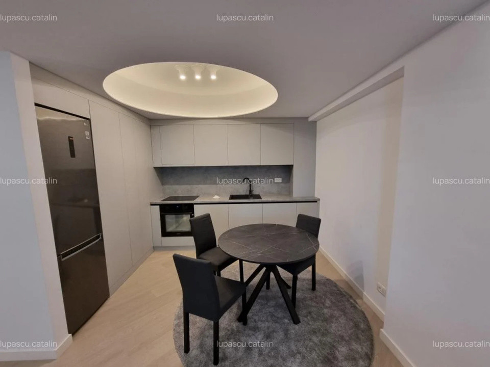 Apartament 3 camere | Cortina North | 70 mp | Parcare subterană