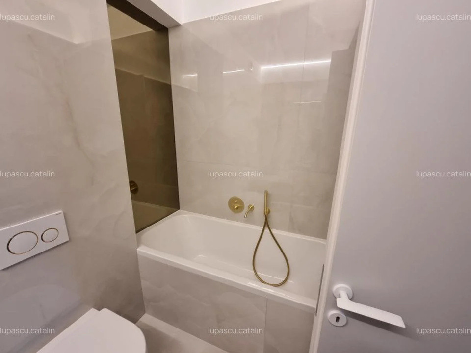 Apartament 3 camere | Cortina North | 70 mp | Parcare subterană