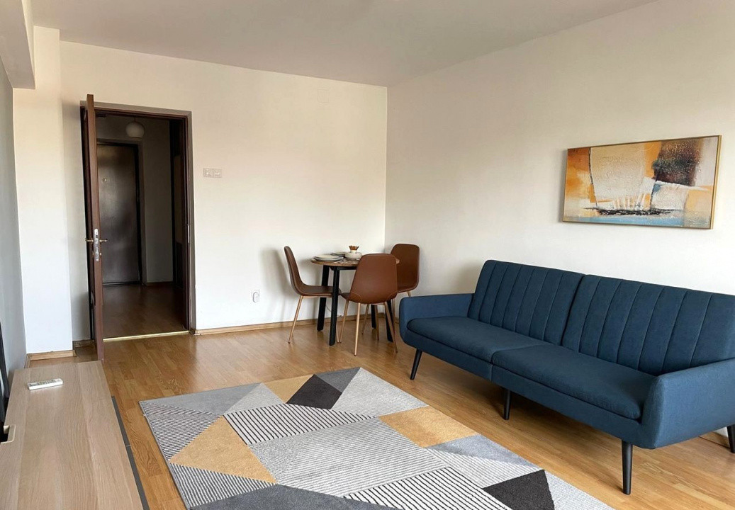 Apartament 2 camere de închiriat Unirii | Ultracentral, renovat, pet friendly