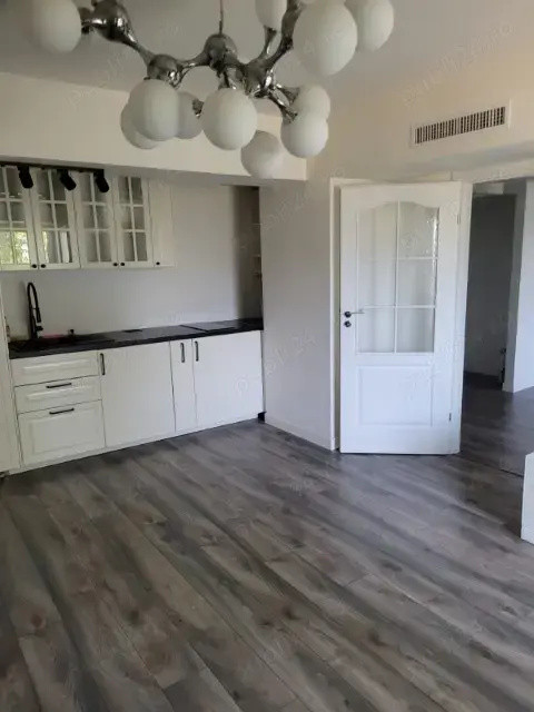 Apartament de 3 camere | Zona Baneasa-Straulesti | Parcare inclusa