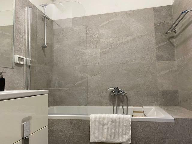 APARTAMENT 2 CAMERE| UNION PLAZA ZONA UNIRII| LOC DE PARCARE CONTRA COST