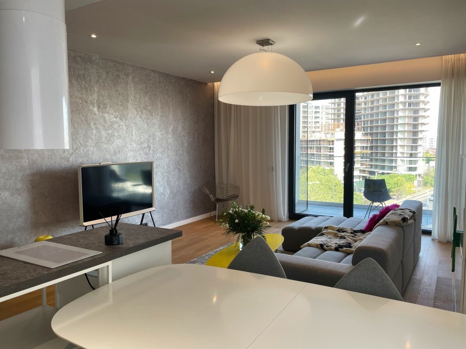 Apartament cu 3 camere One Herastrau Towers 3
