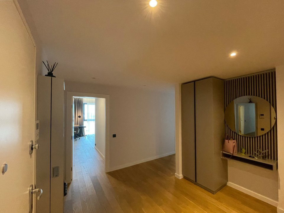 Apartament cu 3 camere One Herastrau Towers 3