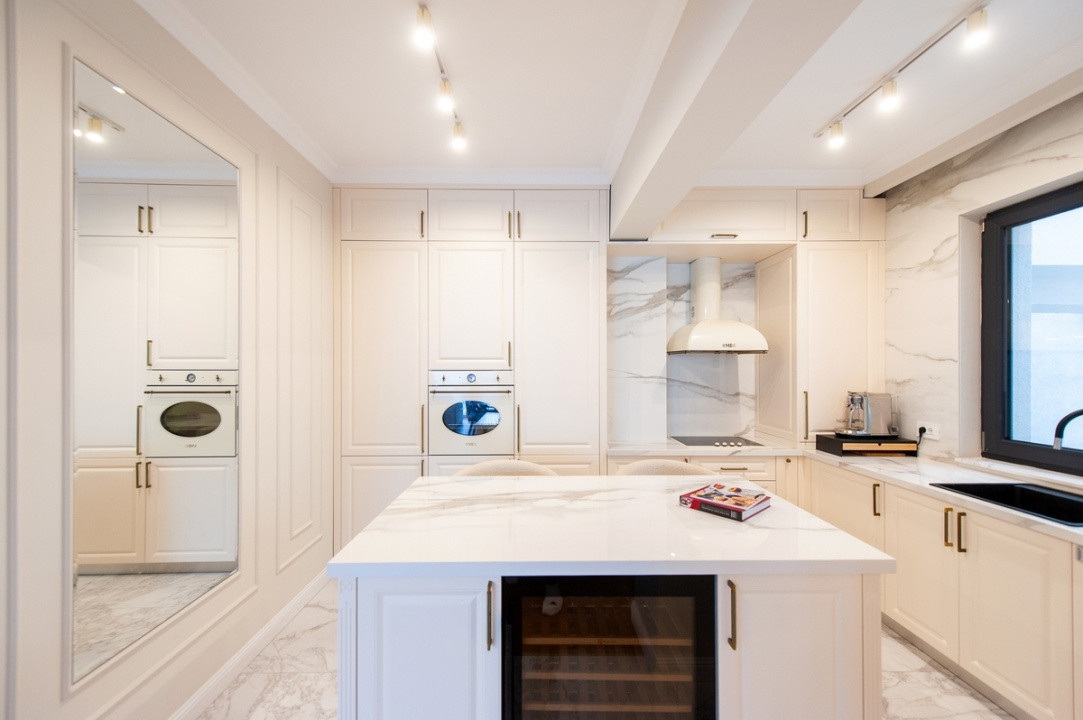 Apartament 4 camere de închiriat Băneasa | 2 Locuri de parcare | Mobilat Lux
