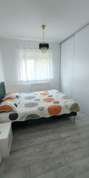 Apartament de 2 camere | zona Straulesti | loc de parcare 