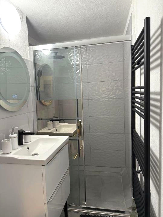 Apartament de 2 camere | zona Straulesti | loc de parcare 