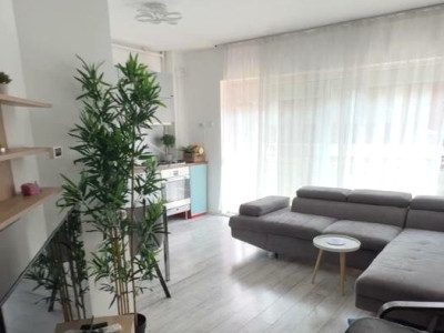 Apartament de 2 camere | zona Straulesti | loc de parcare 