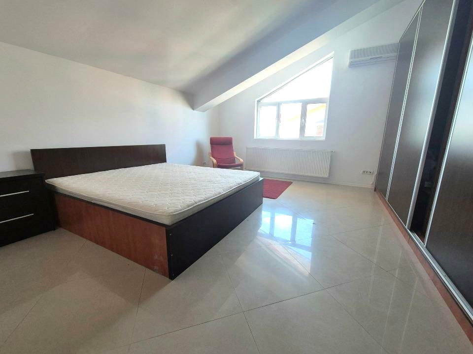 Apartament cu 3 camere de închiriat | Mansardă | Zona Pipera