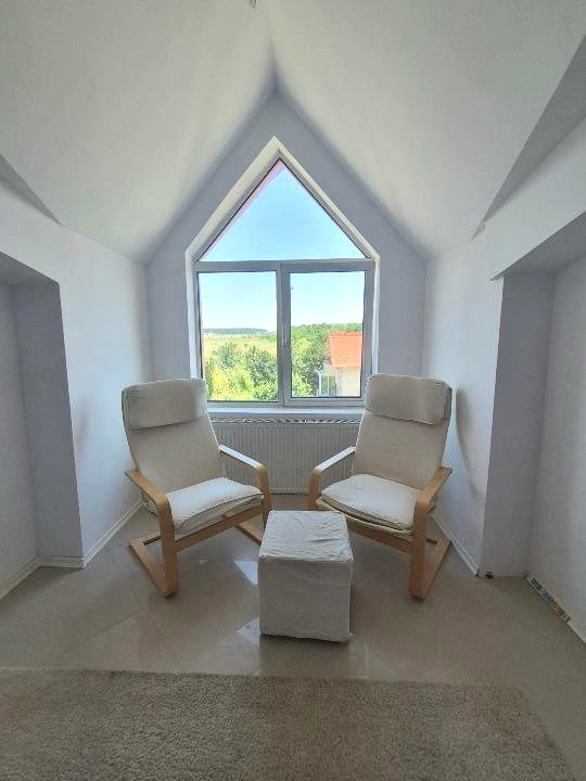 Apartament cu 3 camere de închiriat | Mansardă | Zona Pipera