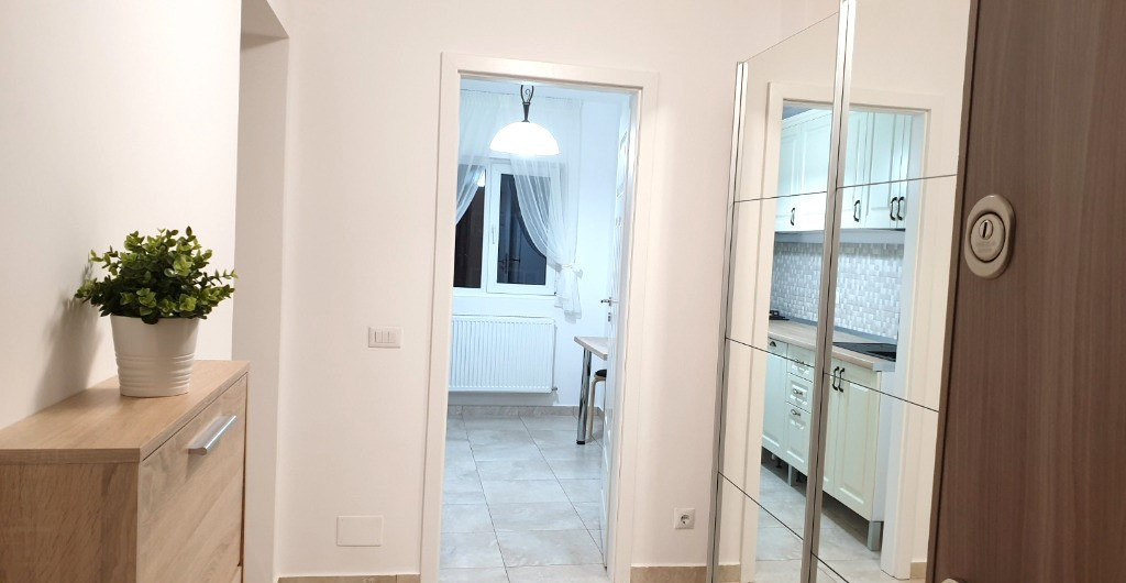 APARTAMENT DE 2 CAMERE, MODERN, POLONA