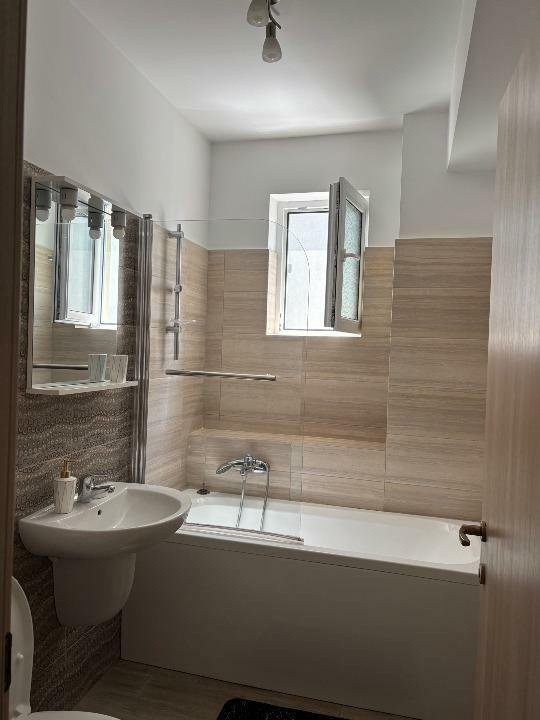 Apartament de 2 camere | Zona Chitilei | Complex nou | Loc de parcare