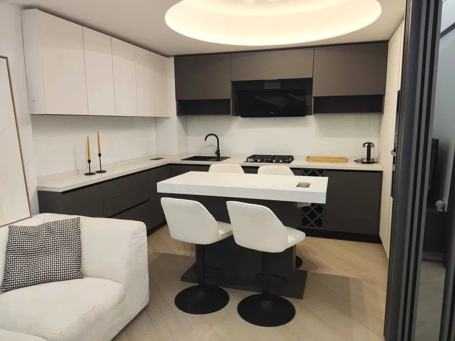Apartament de 3 camere | Parcare | Boxa | Cortina North