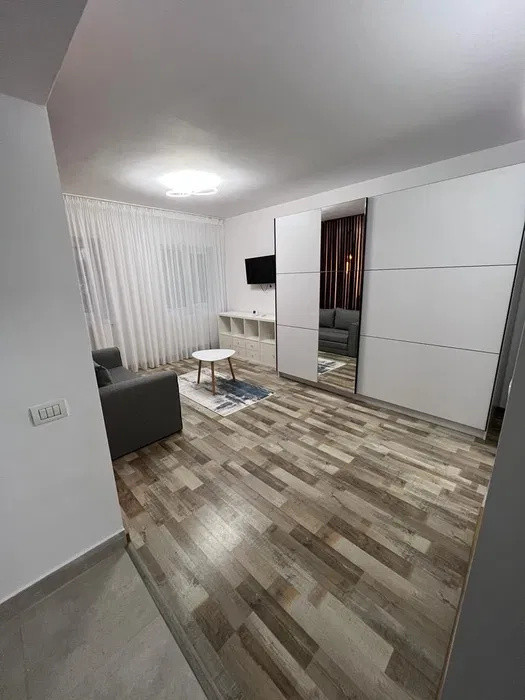 Studio dublu | Zona Baneasa | Curte proprie 40Mp