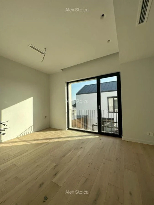 Casă individuală de vânzare | 4 camere | Tunari | Curte 200 mp & Parcare