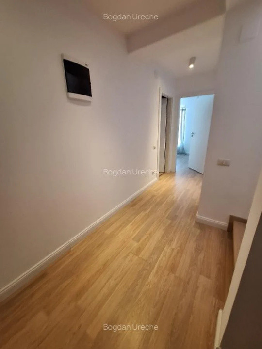 Casa individuala de vanzare | 2 locuri de parcare | Pipera