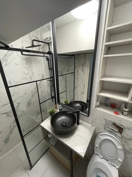 Garsonieră renovată de închiriat | Centrală de imobil | 42mp | Calea Dorobanți |