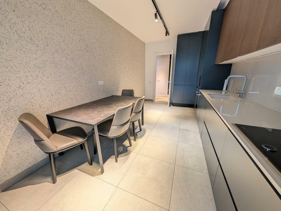 Apartament 3 camere de închiriat  Herăstrău | 135 mp utili | 2 locuri parcare