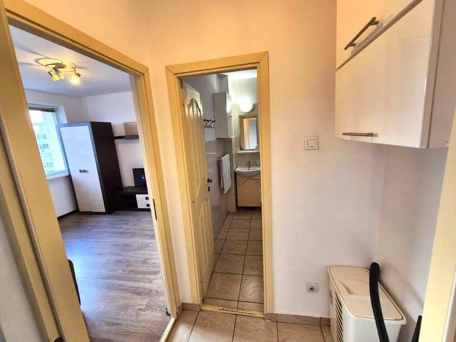 APARTAMENT DE 2 CAMERE, MODERN, PIATA IANCULUI