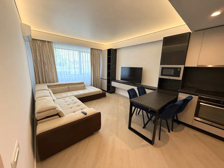 Apartament 2 camere | Cortina North | Loc de parcare inclus