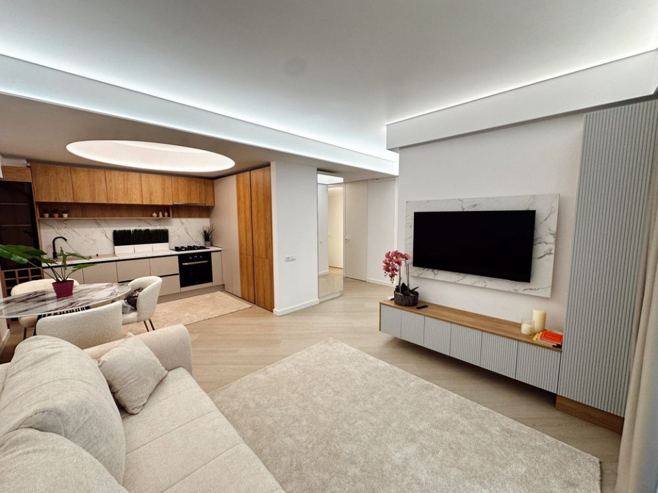 Apartament 3 camere de închiriat | Prima închiriere | Cortina North