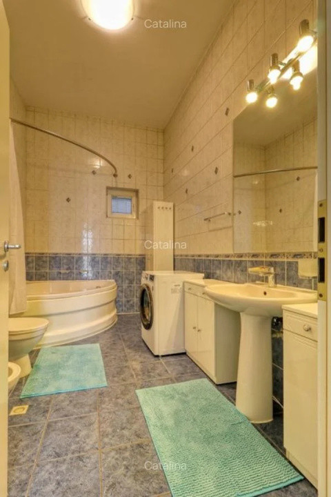 Apartament de 3 camere | Loc de Parcare | 140 MP | Tineretului