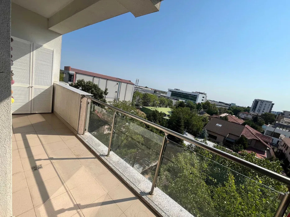 APARTAMENT DE 3 CAMERE, BLOC NOU, CENTRALA PROPRIE, AVIATIEI