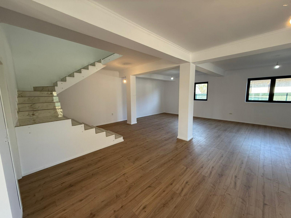 Casa tip duplex de vanzare | Tunari