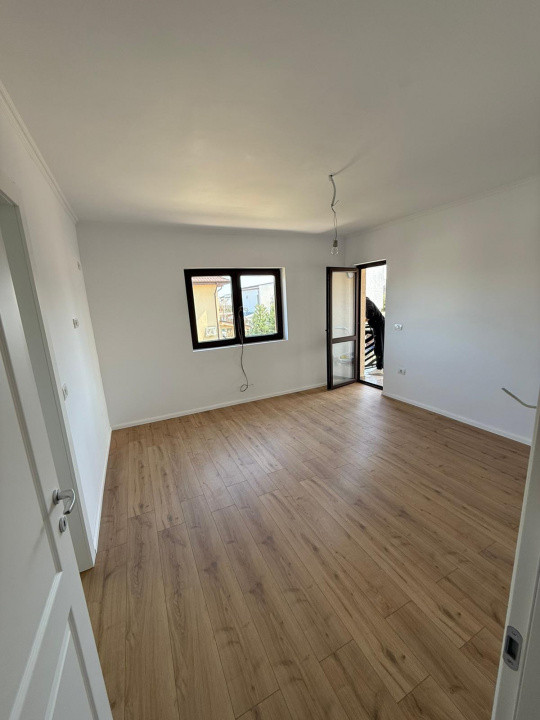 Casa tip duplex de vanzare | Tunari