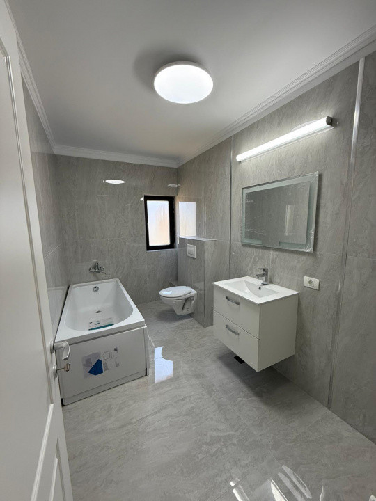 Casa tip duplex de vanzare | Tunari