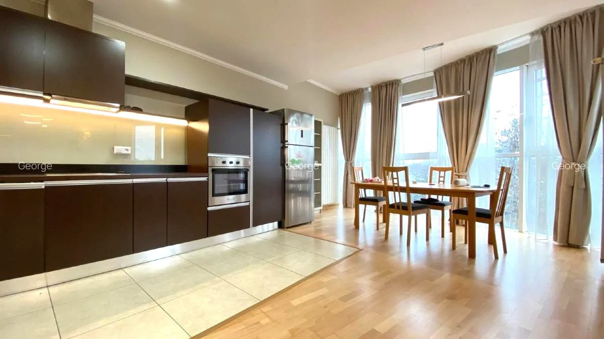 APARTAMENT DE 4 CAMERE, BLOC NOU, PARCARE, ARCUL DE TRIUMF