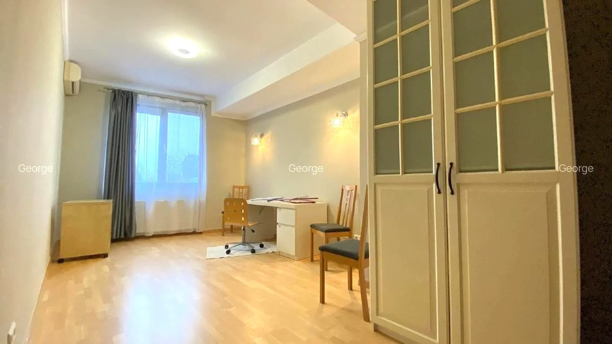 APARTAMENT DE 4 CAMERE, BLOC NOU, PARCARE, ARCUL DE TRIUMF