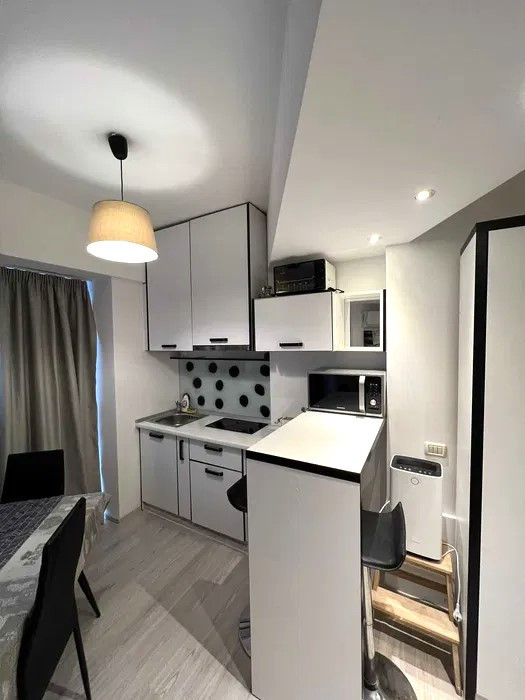 Garsonieră de închiriat Barbu Văcărescu – Floreasca | Mobilată complet | 26 mp |