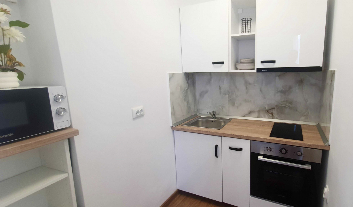 Apartament 3 camere | Centrala proprie | Piata Romana 