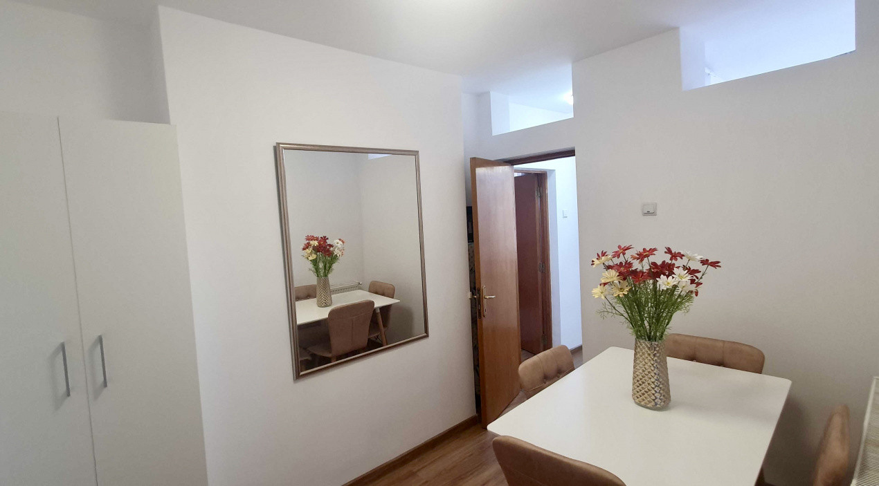 Apartament 3 camere | Centrala proprie | Piata Romana 